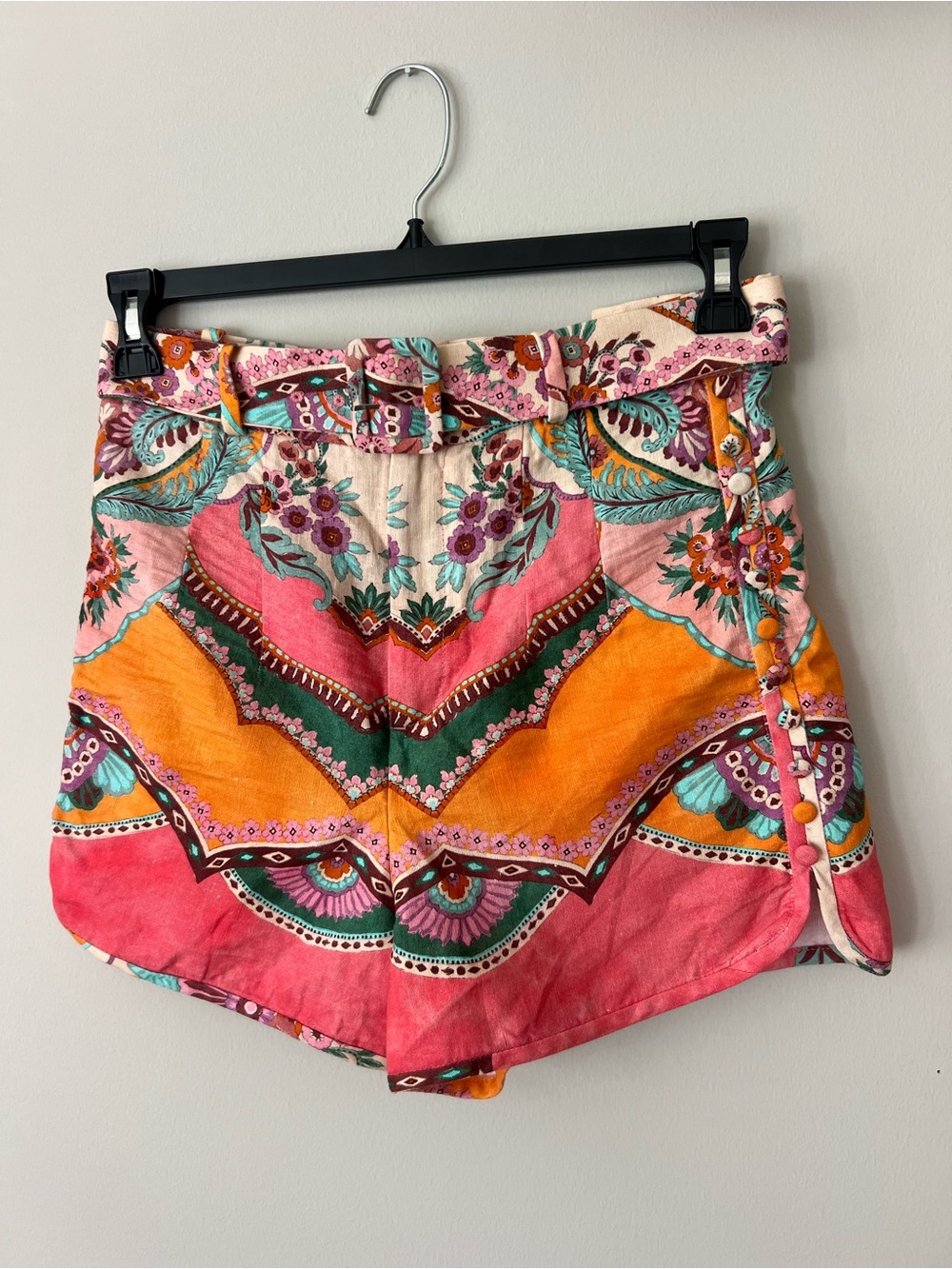 Zara Linen-blend high waisted multiprint belted shorts - S - Picture 2 of 7